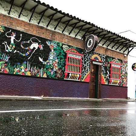 Mila Hostel Medellin Exterior photo