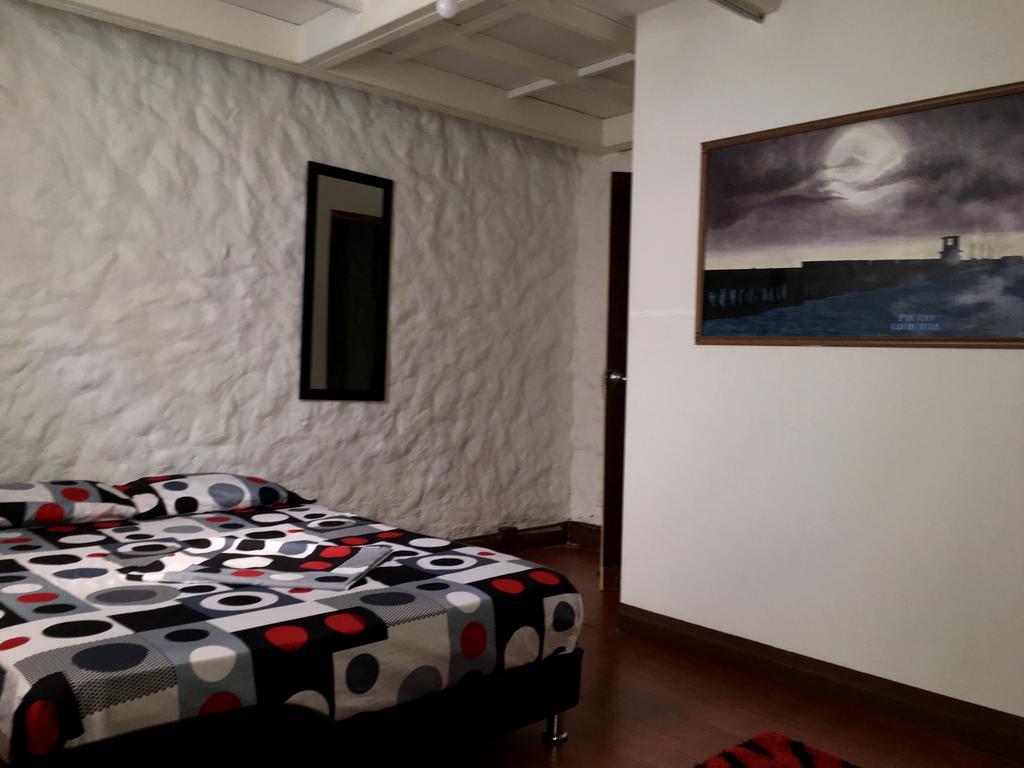 Mila Hostel Medellin Exterior photo